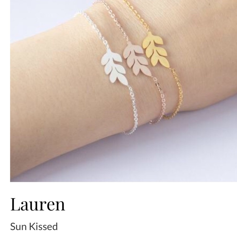 A braclet that comes in 3 different colors